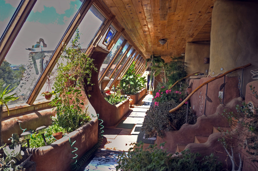 Earthships: Extreme Sustainability