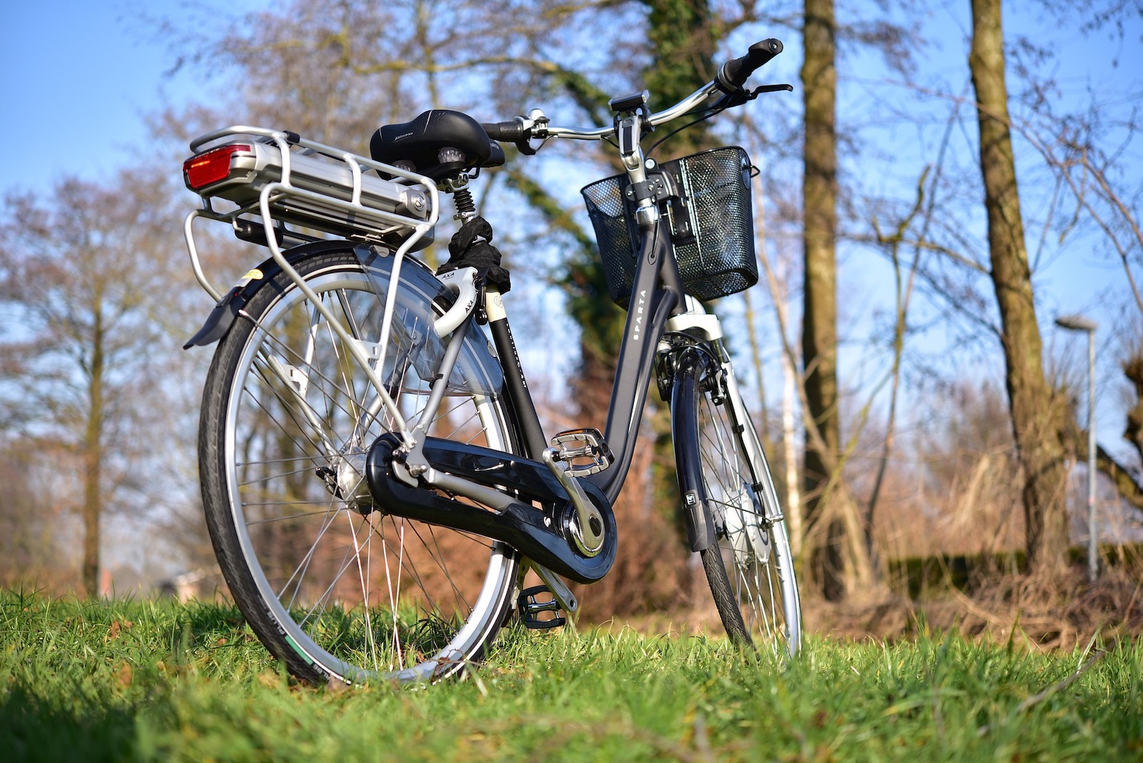 Increasing E-Bike Adoption Just 15 Percent Could Cut Emissions 12 Percent